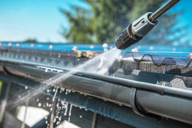 Best Pressure Washing Siding  in Saddle Rock, NY